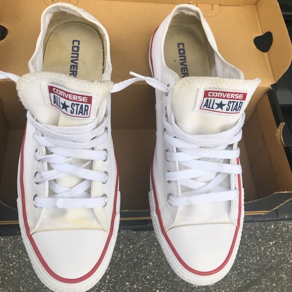 Converse Shoes - USED white converse